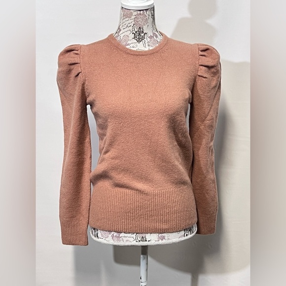 LARK & RO Soft Tan puff sleeve sweater size M - Picture 1 of 13
